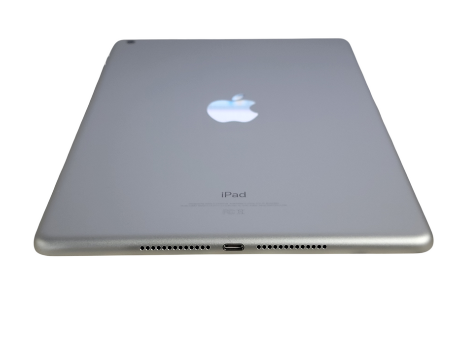 Apple iPad 6th Gen - 32GB - Silver [A1954] (