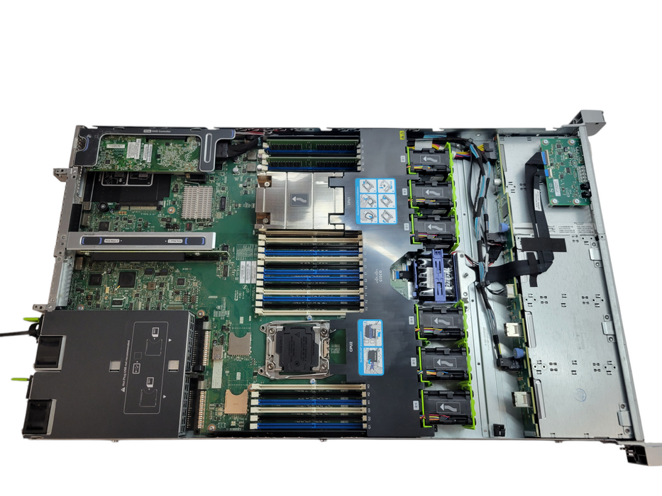 Cisco UCS C220 M4 - 2x Xeon E5-2630 v3 32GB DDR4 6x300GB AVAGO MR 2x770W PS %