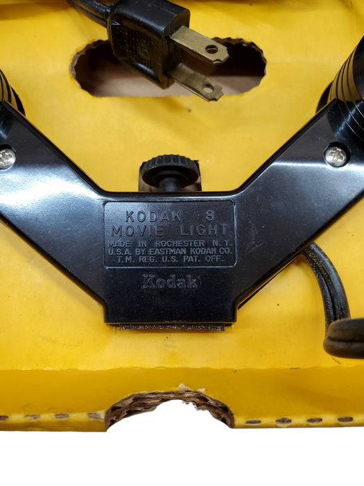Kodak 8 Movie Light No. 793 *READ*