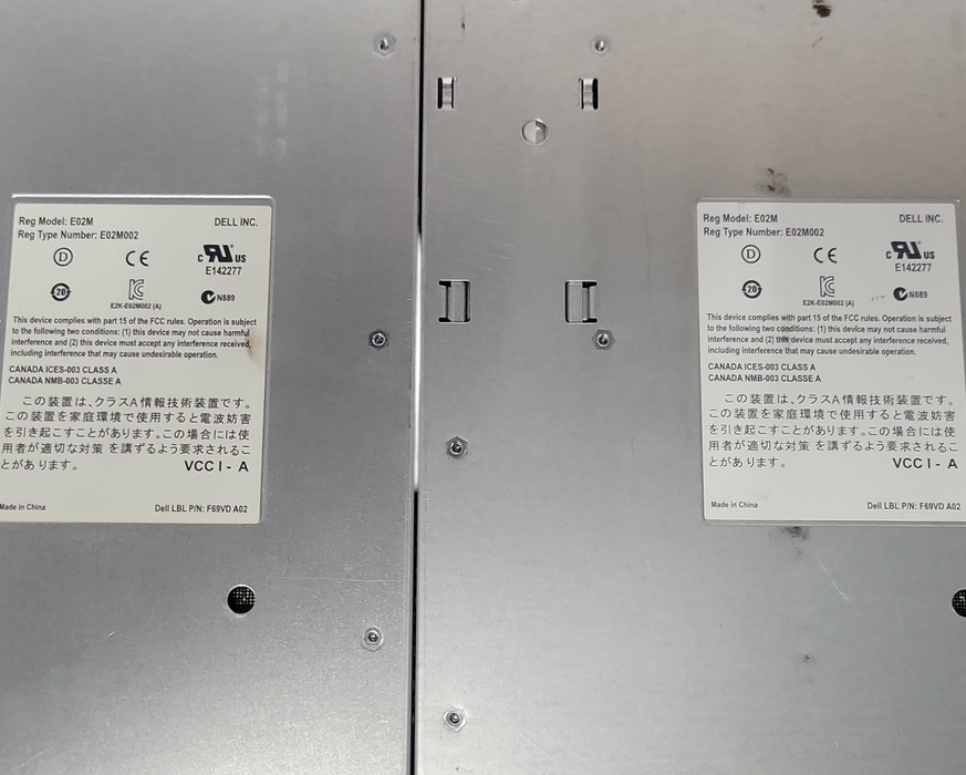 lot of 2x Dell 037JPX E02M002 4-Port iSCSI Controllers  !
