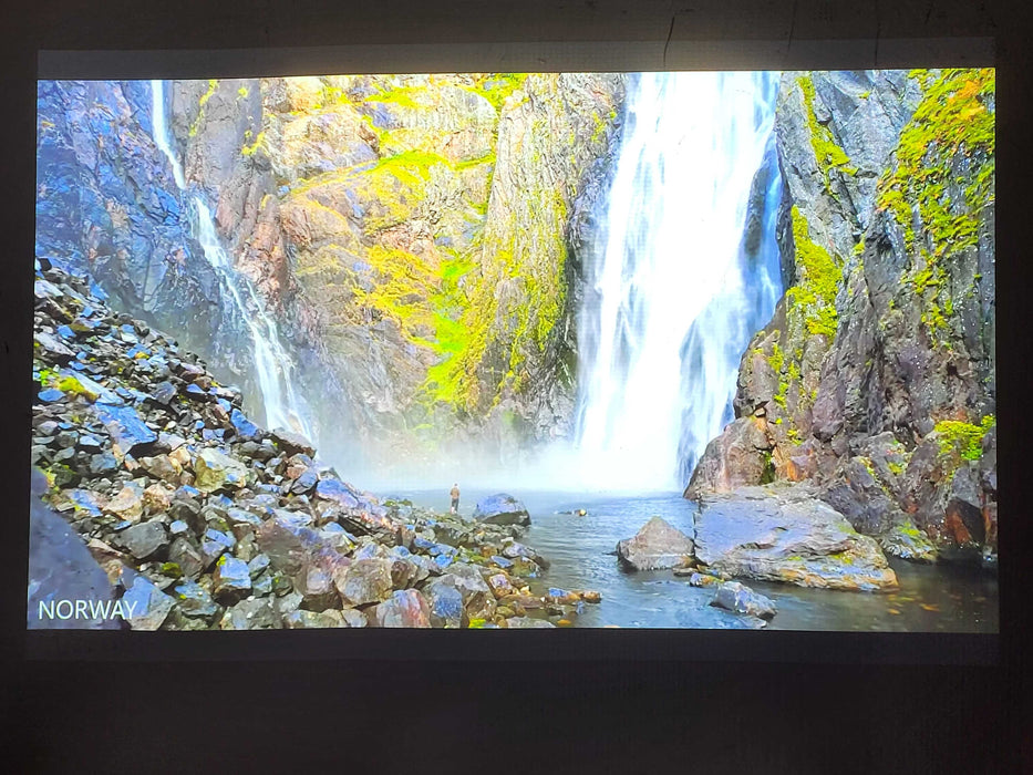 Epson PowerLite L610U WUXGA 3LCD 1913 HRS ONLY! Laser Projector No remote $