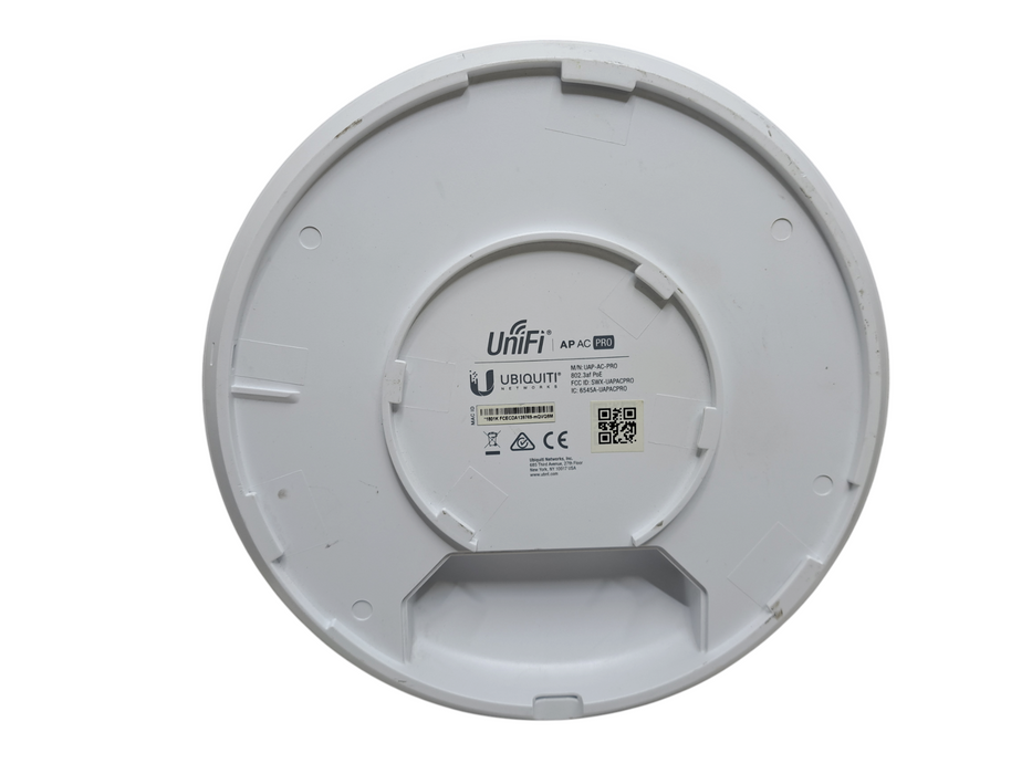 Ubiquiti Networks UAP-AC-PRO 1300Mbps Wireless Access Point Q)