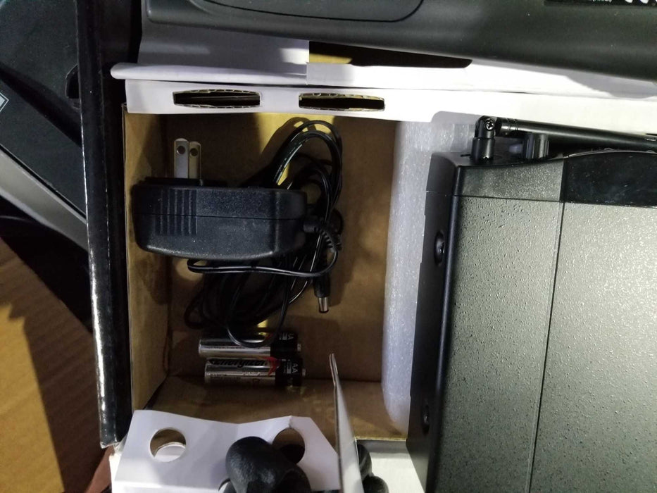 AKG WMS40 Mini Dual Vocal Set Wireless Handheld Microphone System