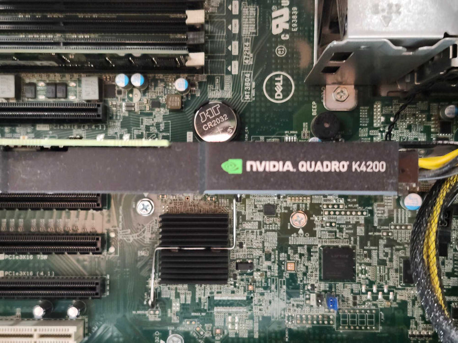 Dell Precision 5820 Tower, Xeon W-2123 3.60GHz, 16GB DDR4, K4200, 950W