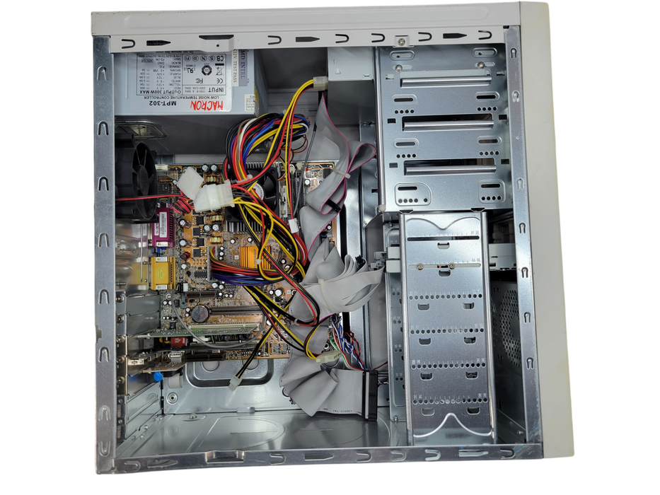 AMD Duron @ 1.1GHz ECS K7SEM 256MB SD RAM NO HDD %