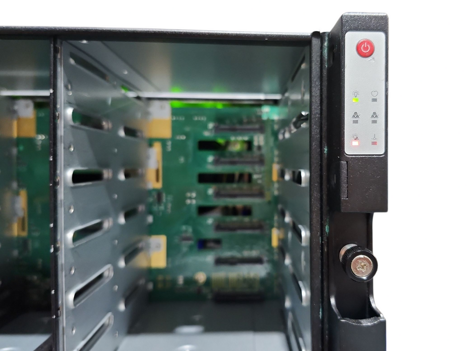 Nimble Storage Q8B49A ES2-H42T No HDDs, 3x 2.5" HDD Caddies