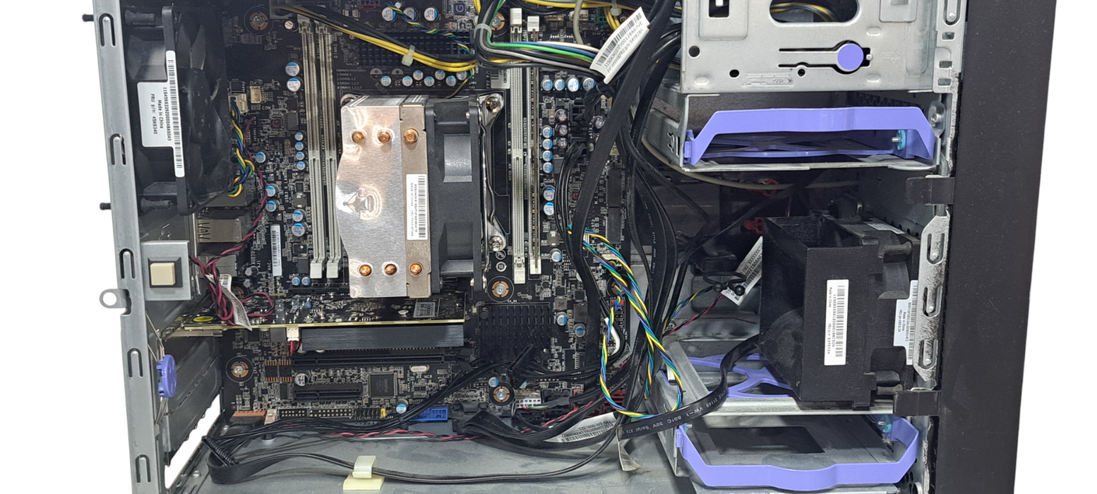 Lenovo P520c Intel Xeon W-2123| 16GB DDR4|NO HDD|AMD Radeon R7 240 2GB