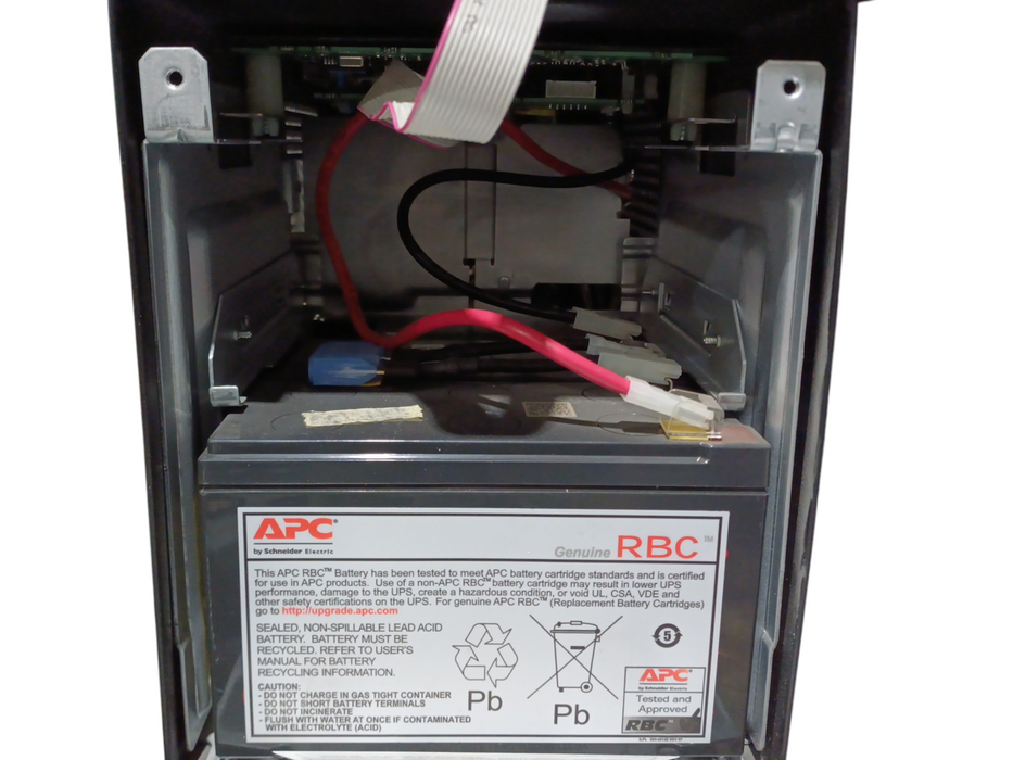 APC SMC1000 Smart-UPS w/ Battery