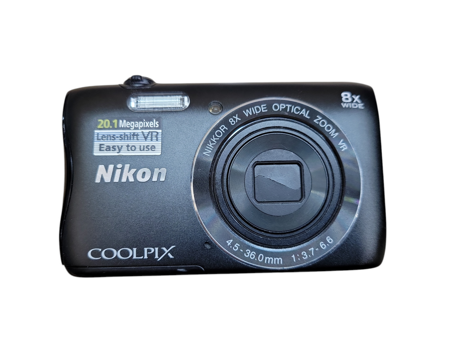 Nikon COOLPIX S3700 Compact Digital Camera black READ !
