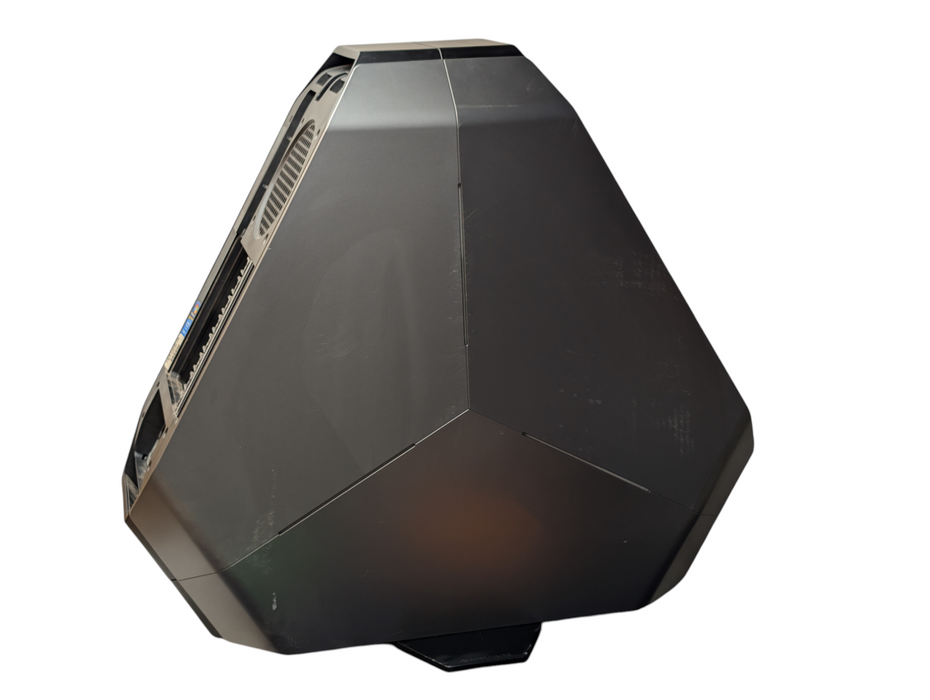 DELL Alienware Area 51 R2 Intel Core i7-5820K 32GB RAM NVIDIA GTX 980  -