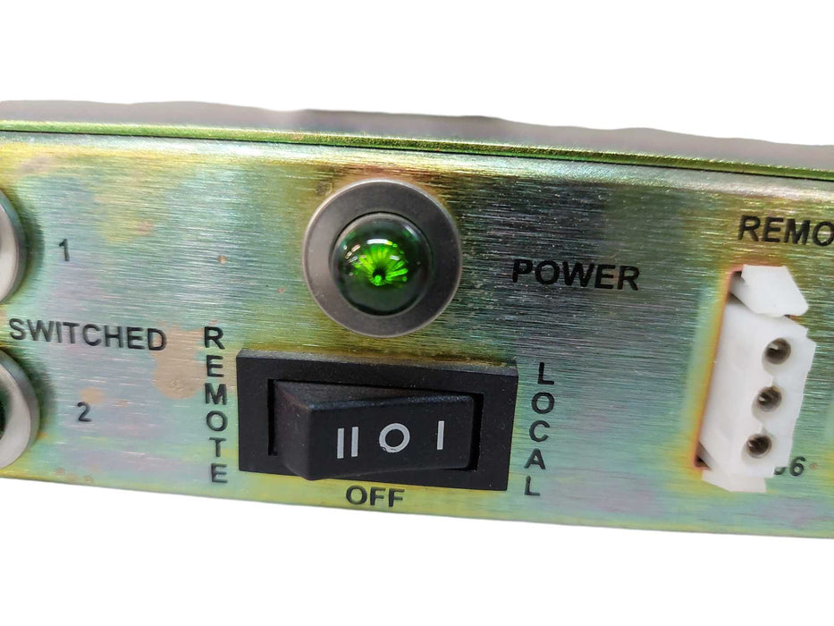 Z-Line Pulizzi Power Controller TPC 115-10-A input:125V 12A 50/60Hz  Q=