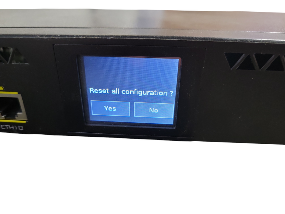MikroTik RB2011UiAS-RM Routerboard Gigabit Router !