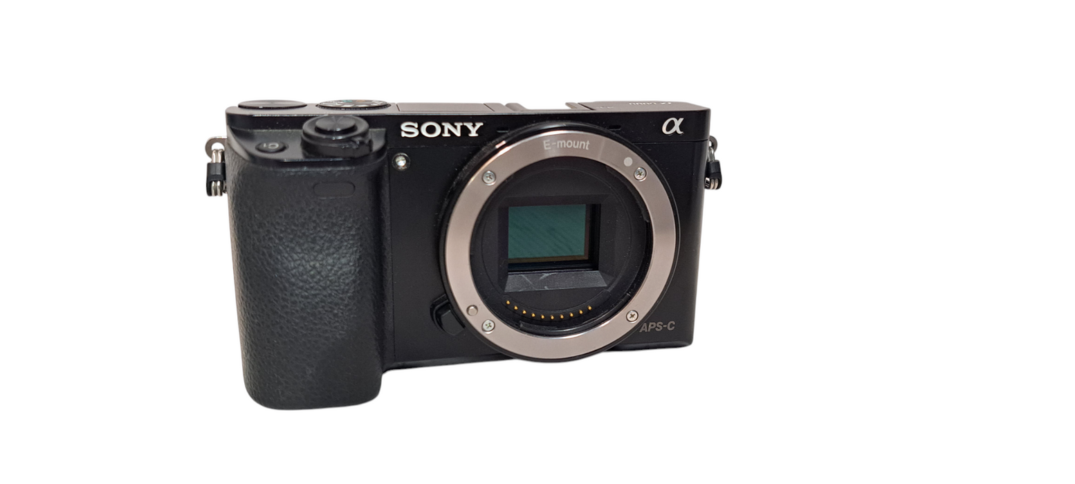 Sony Alpha A6000 ILCE-6000 Digital Camera |READ