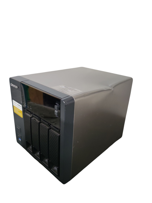 QNAP TS-453A 4-Bay NAS – Intel Celeron, 4GB RAM, 4x 4TB HDD's READ !