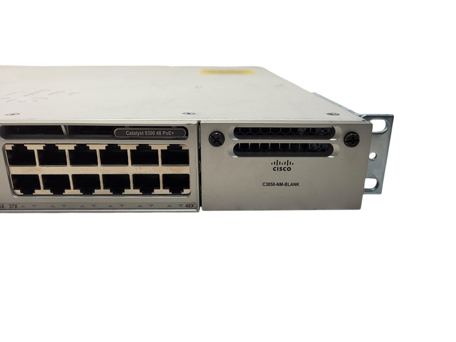 Cisco C9300-48P-E V02 | 48-Port Gigabit PoE+ Switch w/ 1x PWR-C1-715WAC Q$