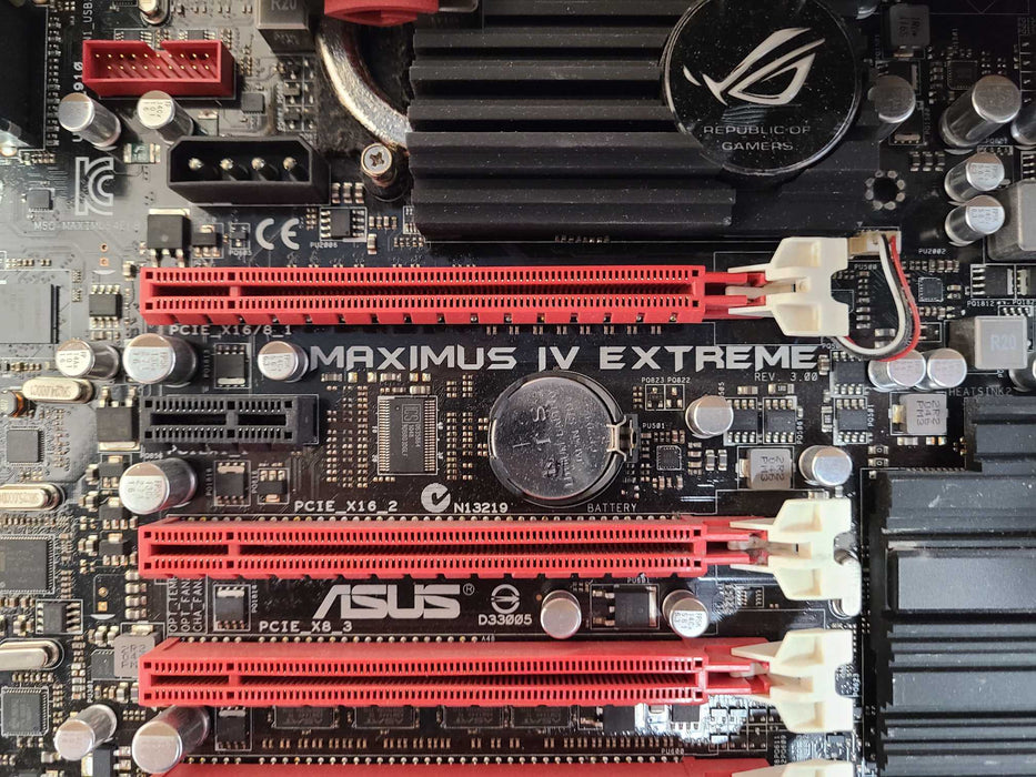 ASUS Maximus IV Extreme-Z, i7-2600K 3.40GHz, 16GB DDR3 RAM, I/O Shield, READ