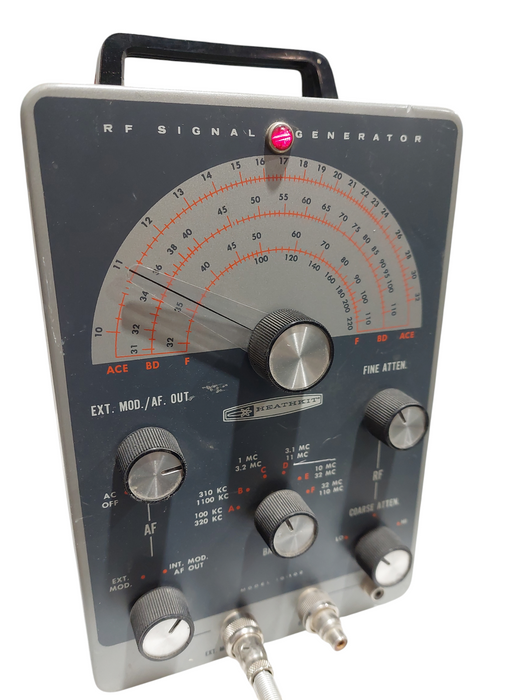 R F Signal Generator HeathKit Model: IG-I02  =
