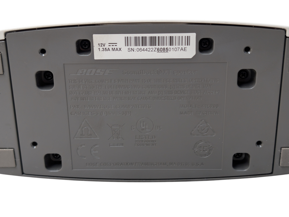 BOSE SoundDock XT Speaker iPhone Dock  -