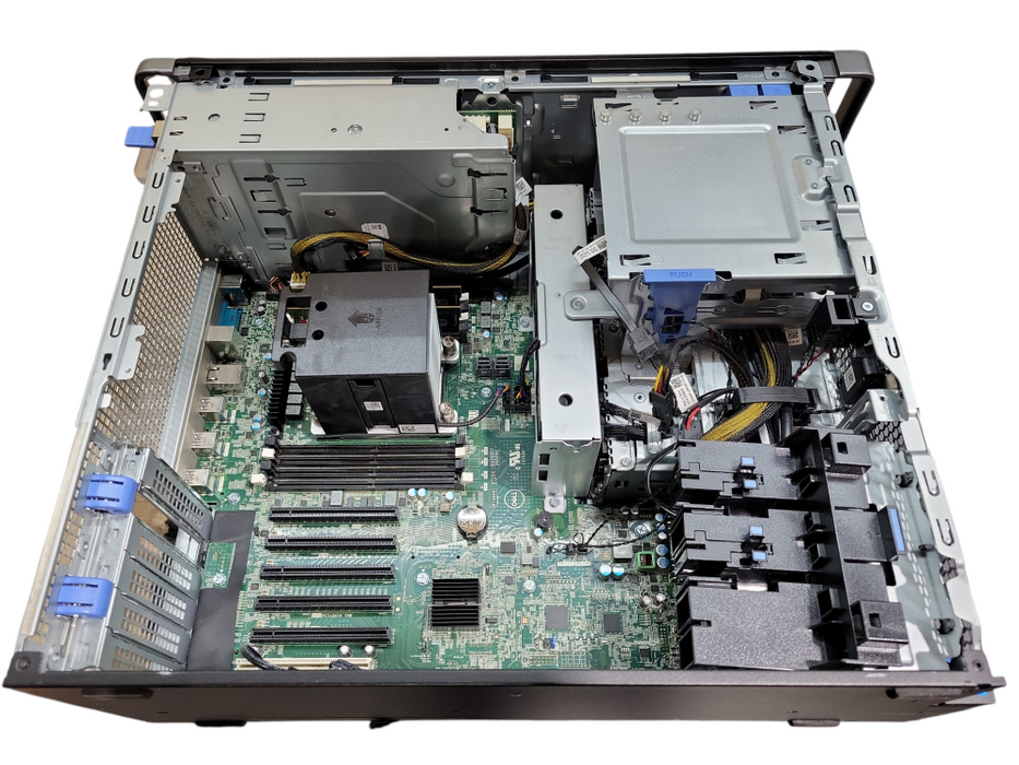 Dell Precision T5820 - Xeon W-2123 32GB DDR4 - No HDD/GPU READ !