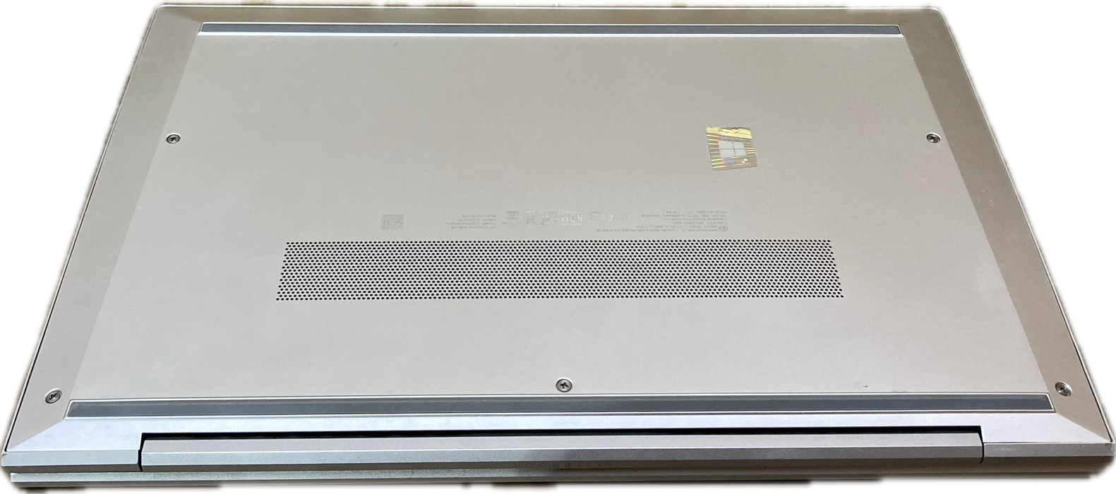 HP EliteBook 840 G8 Core i7-1185G7@3.0GHz vPRO 16GB  RAM 256GB SSD Q Lap200