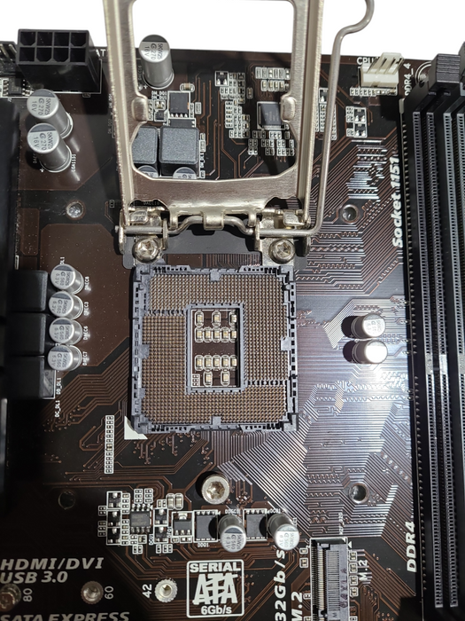 Gigabyte GA-B150M-D3H-GSM Intel LGA1151 DDR4 B150M Motherboard *READ*