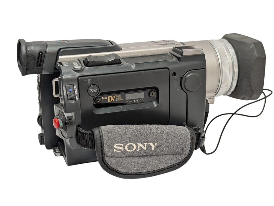 SONY Handycam DCR-TRV900 Digital Video Camera Recorder  -