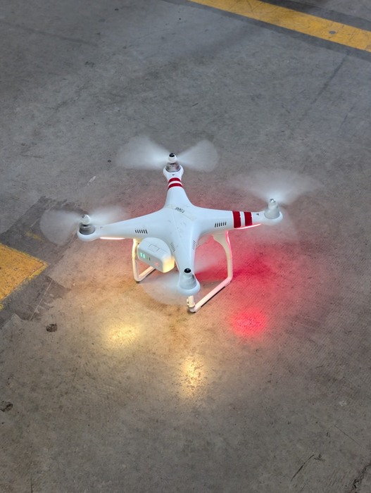 DJI Phantom 2 Quadcopter Drone READ