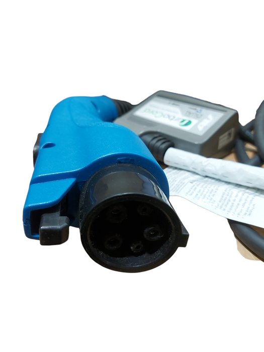 EV Charger M60 xDrive40 xDrive50 Flexible dual level charging 120v/240v