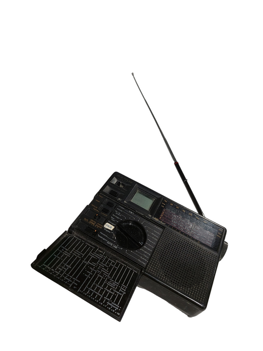 Grundig Traveller 2  7-Band Travel Radio  =