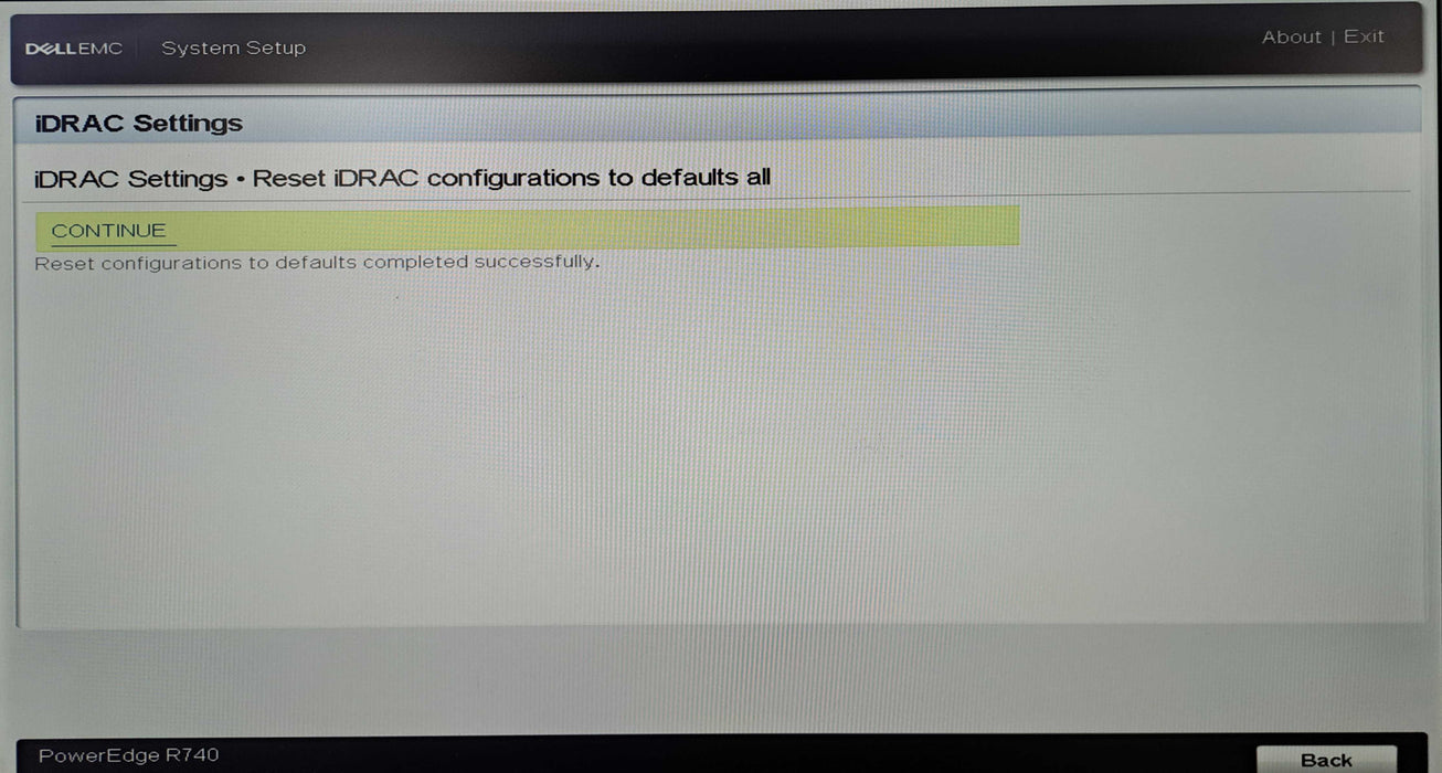 Dell PowerEdge R740 2U 16x 2.5" | 2x Xeon Silver 4214, 64GB DDR4, HBA330 )