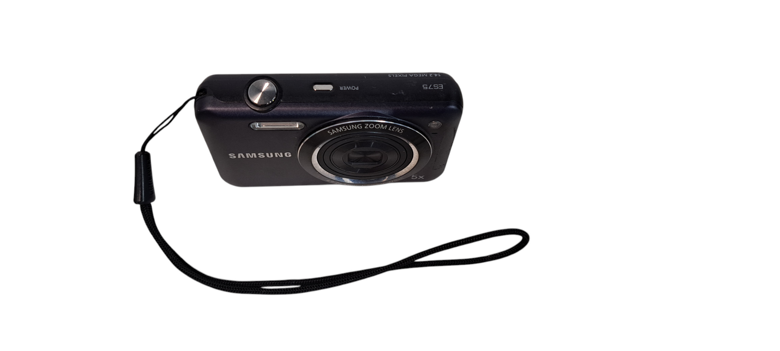 Samsung ES75 14.2MP Digital Camera | No Battery