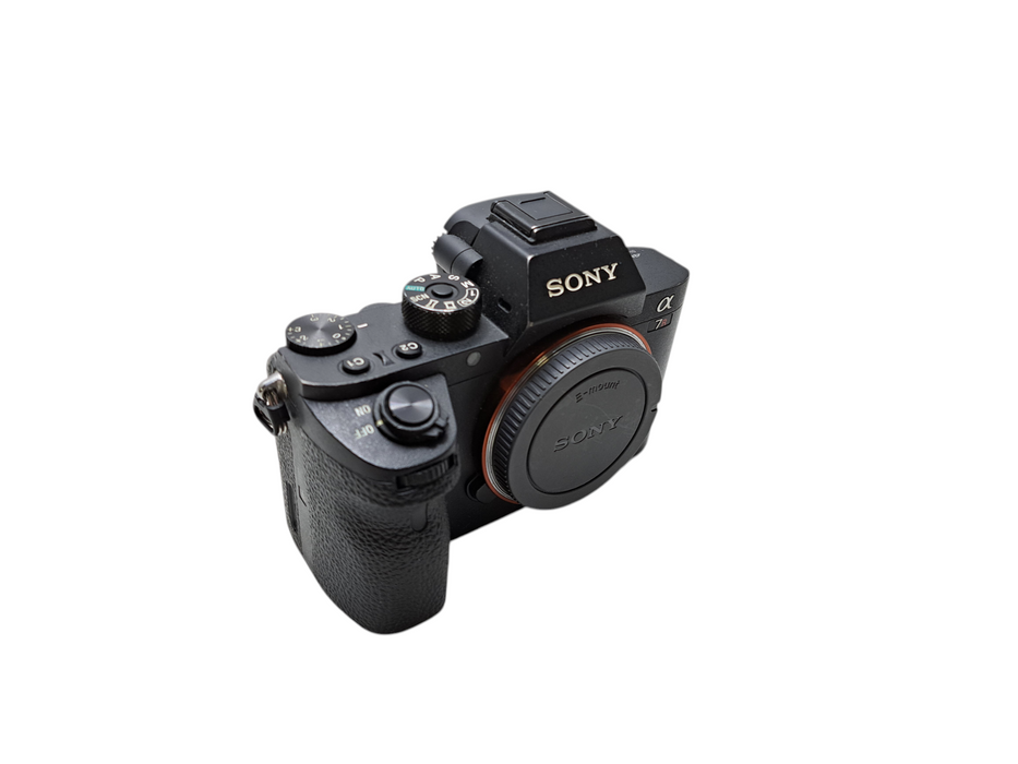 Sony Alpha a7R II 42.4MP Mirrorless UHD Digital Camera Body ILCE-7RM2 *READ )