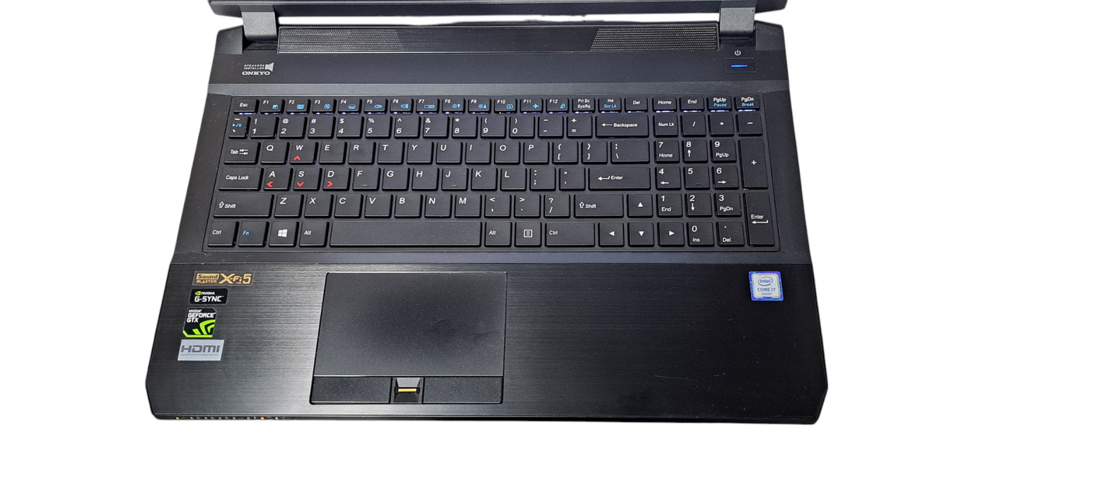 Sager Gaming NoteBook P650RG i7-6700HQ|16GB RAM|1.2TB|GTX 980M 8GB GPU  Lap200