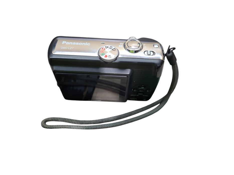 Panasonic LUMIX DMC-LZ7 7.2MP Digital Camera