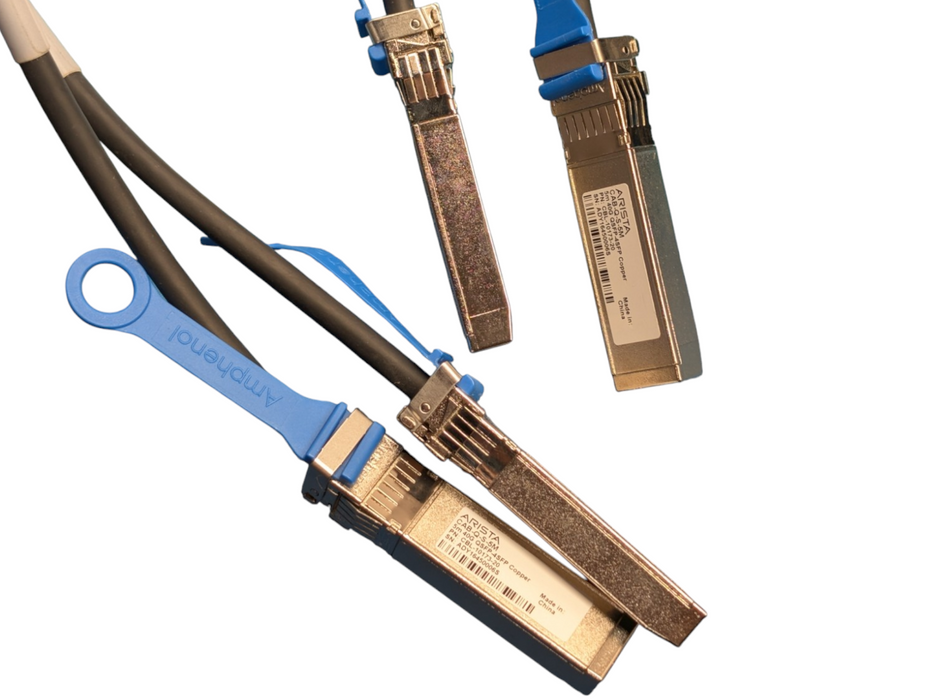 ARISTA CAB-Q-S-5M 40G QSFP to 4 SFP Copper breakout cable  -