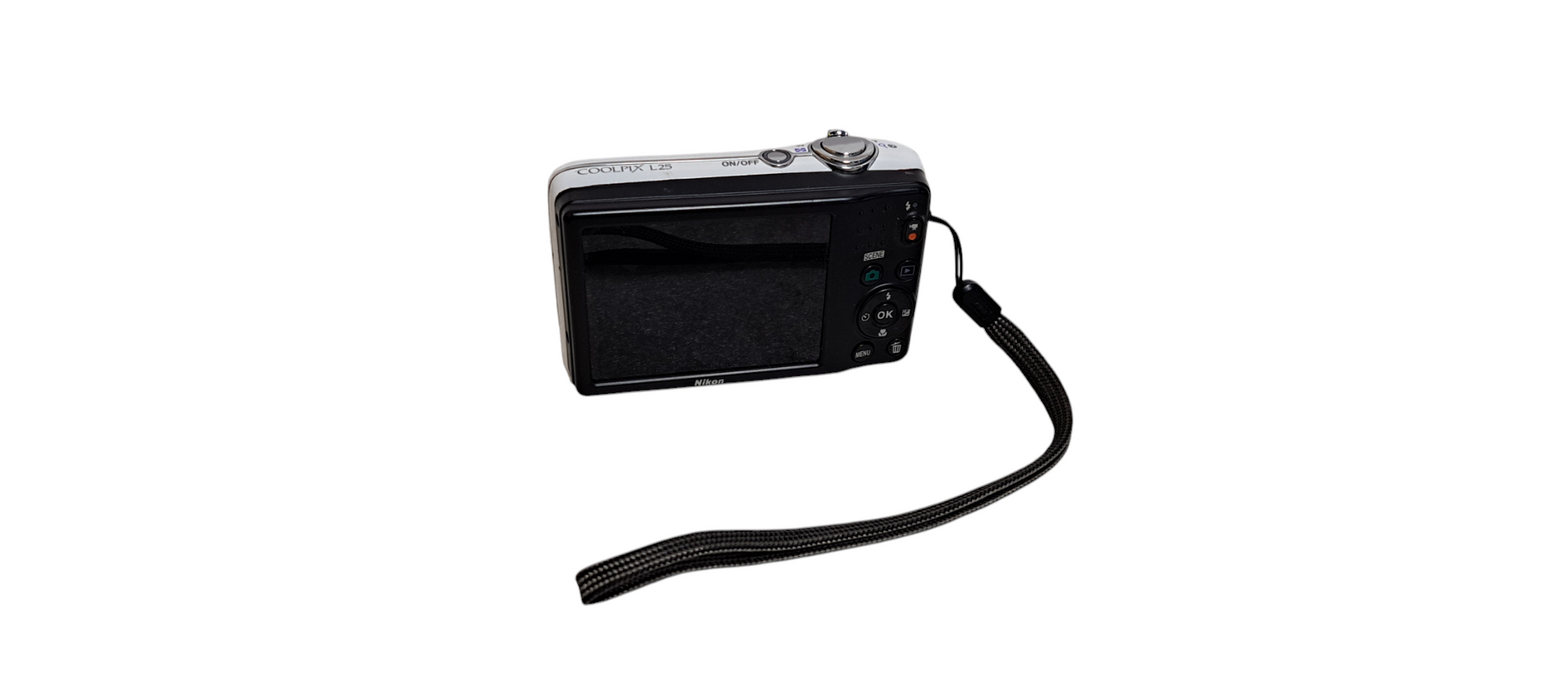 Nikon Coolpix L25 White Digital Camera