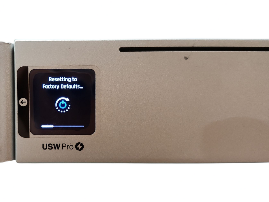 Ubiquiti Networks USW-PRO-24-POE UniFi Switch 24-Ports PoE 1GB Switch