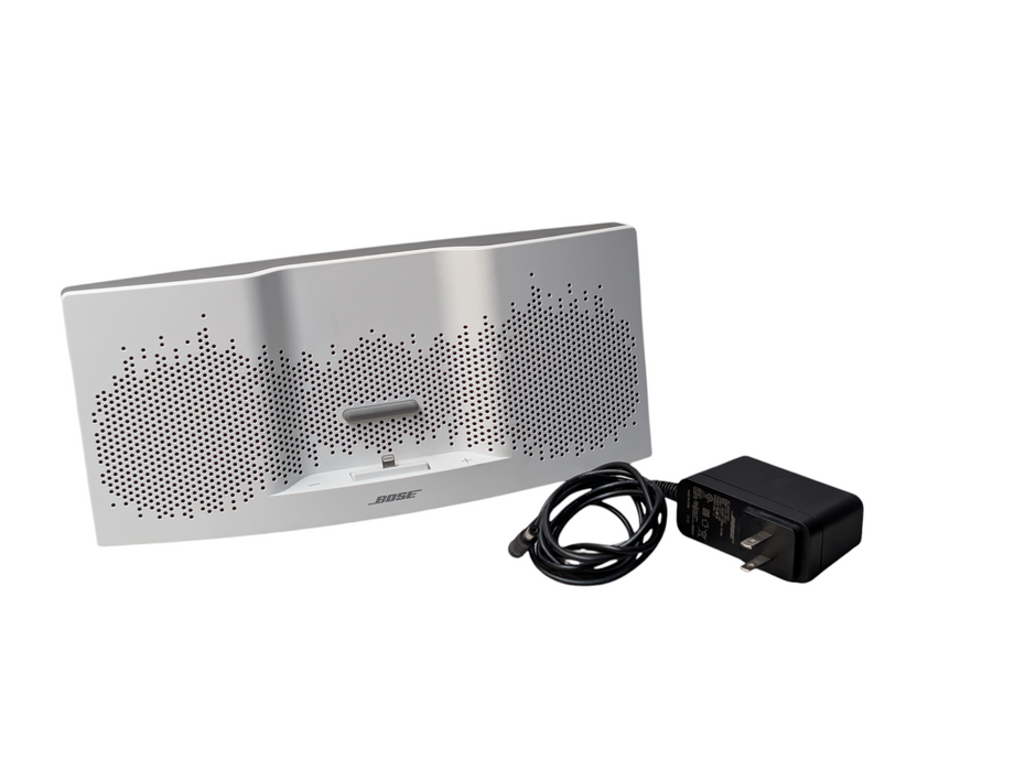 BOSE SoundDock XT Speaker iPhone Dock  -