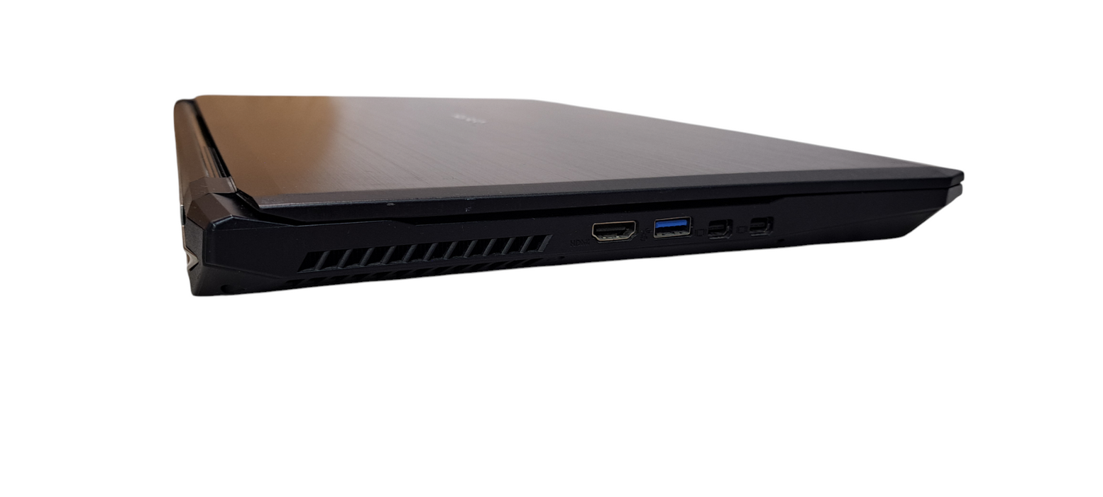 Sager Gaming NoteBook P650RG i7-6700HQ|16GB RAM|1.2TB|GTX 980M 8GB GPU  Lap200