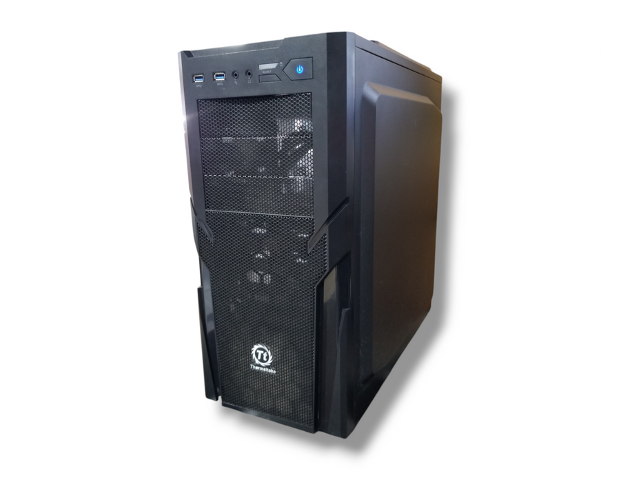 Custom PC Core i5-6600K 3.30GHz, GTX 1070, 16GB DDR4, 256GB NVMe, 550W