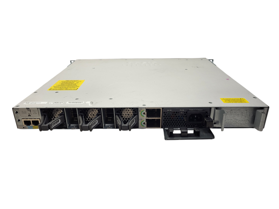 Cisco C9300-48P-E V02 | 48-Port Gigabit PoE+ Switch w/ 1x PWR-C1-715WAC Q$