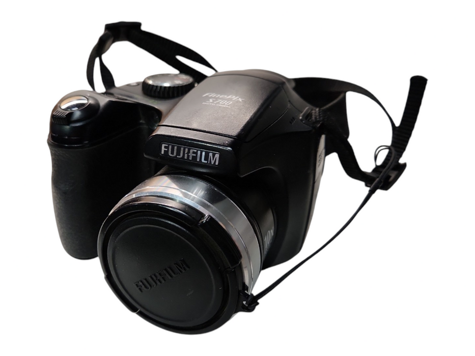 Fujifilm FinePix S Series S700 7.1MP Digital Camera, READ
