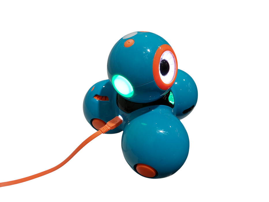 Bundle of 8 Wonder Workshop Dash Blue Coding Interactive Robot DA03  =