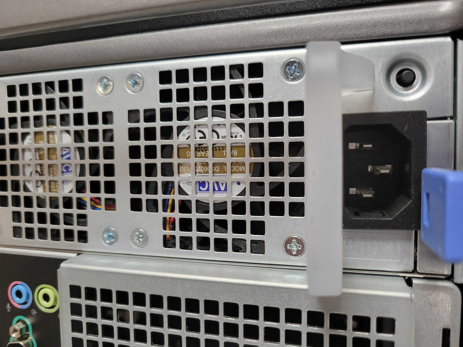 DELL Precision 5820, W-2135 3.7GHz, 32GB, No HDD, 950W, Radeon Pro WX 3100 _