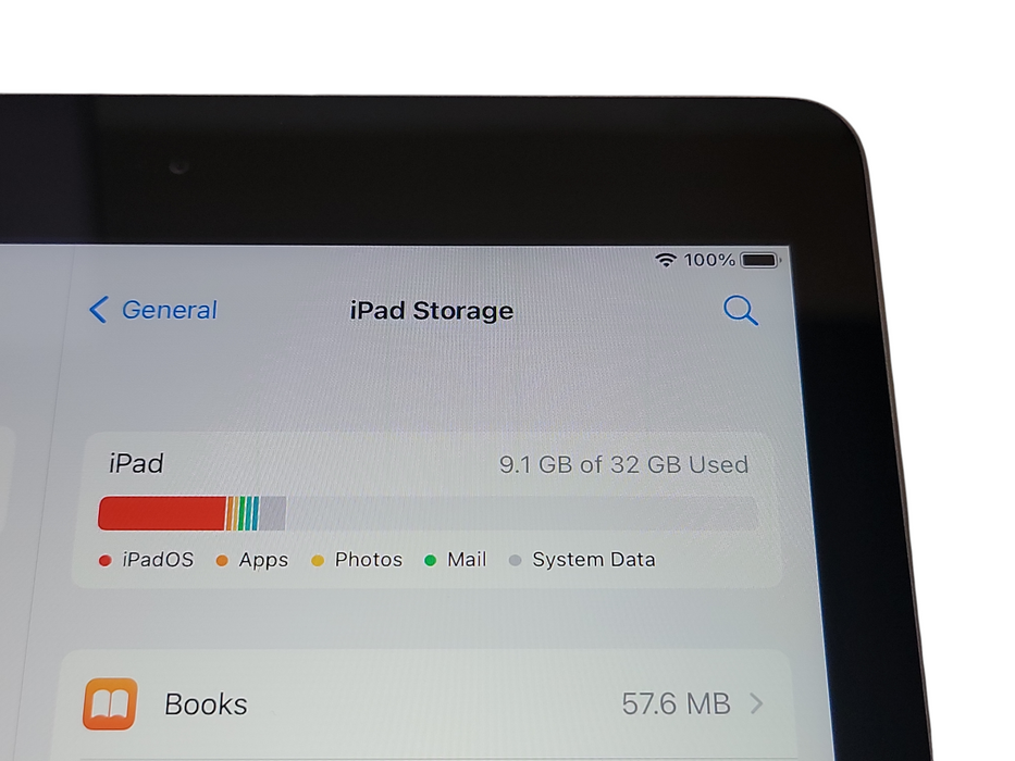 Apple iPad 5th Gen - 32GB - Space Gray [A1822] (