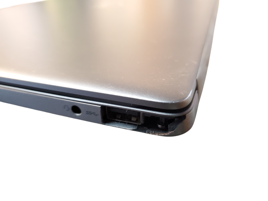 Dell Latitude 3301 13.3" i7-8565U 8GB DDR3 256GB READ Lap200