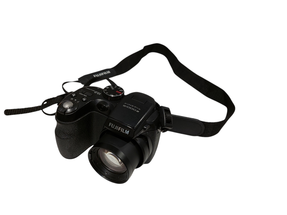 FujiFilm FinePix S1000fd Digital Camera 10.0 MP =