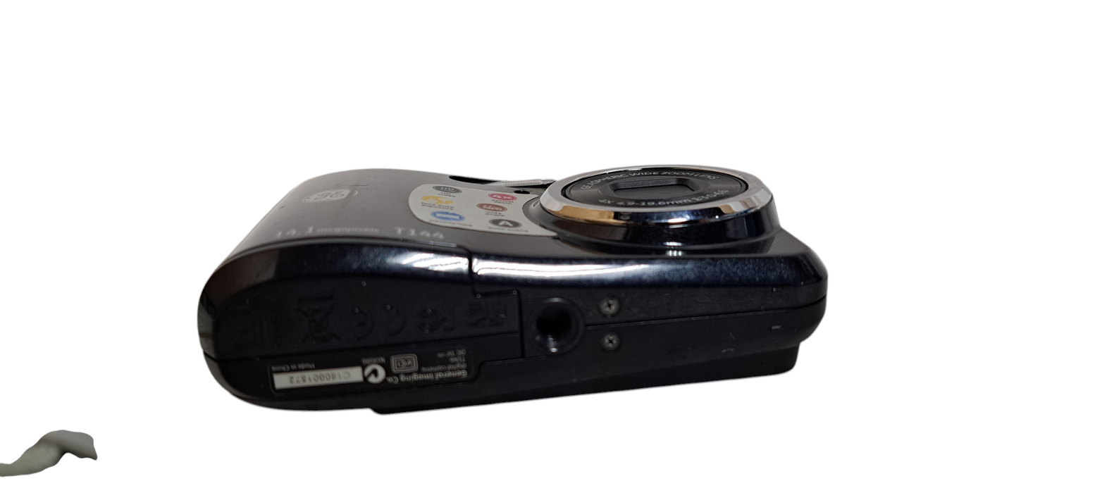 General Imaging T144 (14.1 MP) Camera