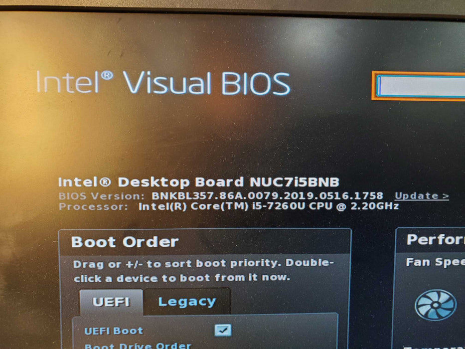 Intel NUC NUC7i5BNB i5-7260U @ 2.20GHz 16GB DDR4 240GB SSD NO OS