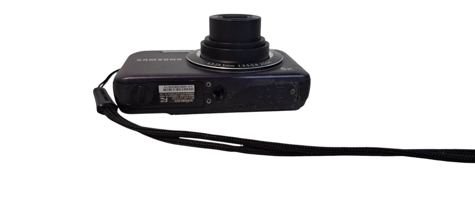 Samsung ES75 14.2MP Digital Camera | No Battery